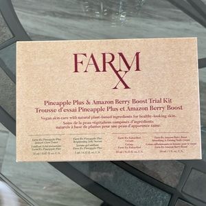 🍍🍓AVON PINEAPPLE PLUS & AMAZON BERRY BOOST TRIAL KIT  VEGAN SKINCARE 1/1/25